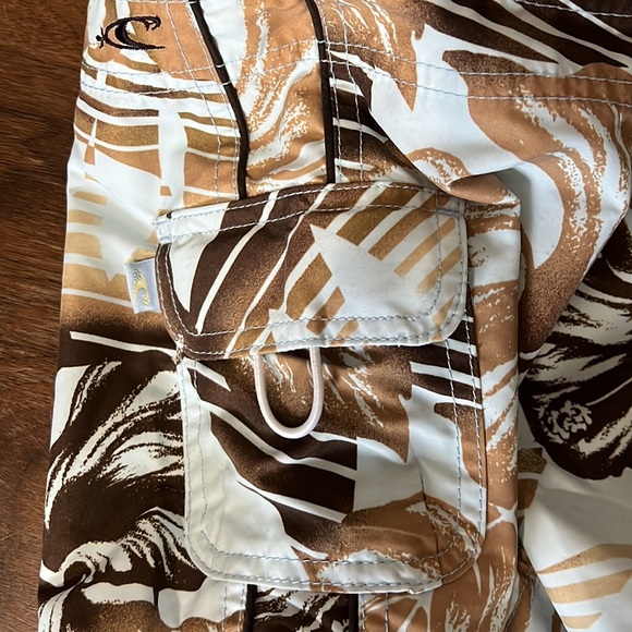 O’Neill Shorts Size 5 - Picture 3 of 3